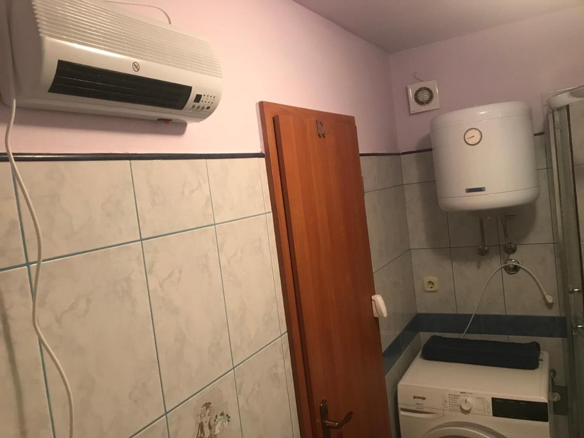 Apartment In Family House Linda Čavle 외부 사진