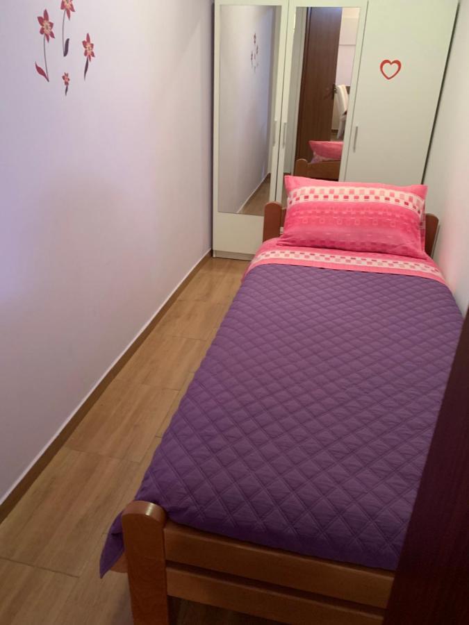 Apartment In Family House Linda Čavle 외부 사진