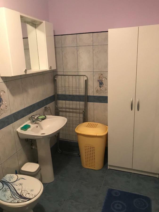 Apartment In Family House Linda Čavle 외부 사진
